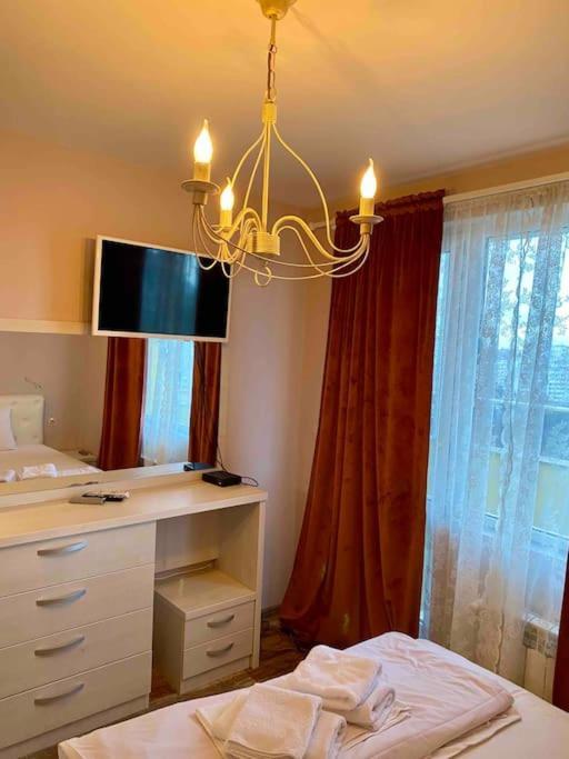 Stylish Magenta Apartment - Terrace & Free Parking Sofia Exterior photo